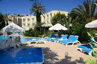 Royal Palm Hotel 3*
